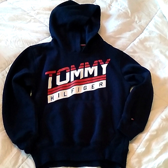 Boy's size M(8-10) Tommy Hilfiger hooded sweatshirt in navy - Picture 1 of 2